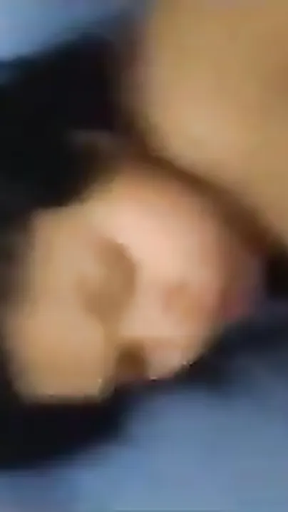 Indian MILF posing naked spreading legs for your viewing
