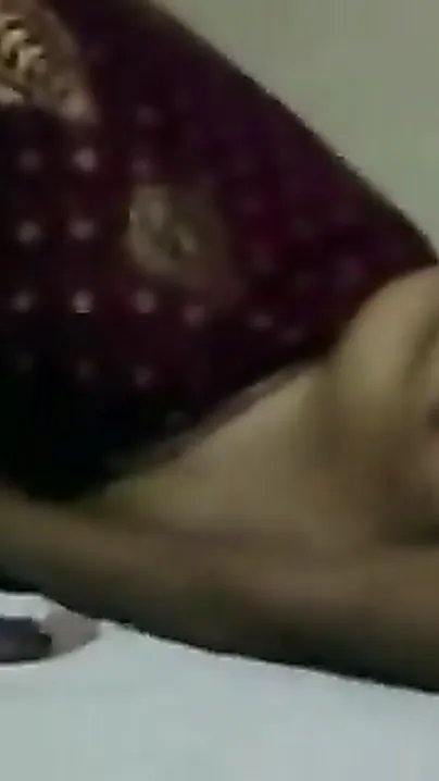 Married Indian Woman Craving Cock In Her Wet Pussy