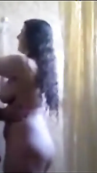 XXX Indian aunty sex movie with husband in shower dripped