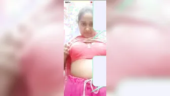 Cheating Wife Flashing Tits For Lover On Video Call