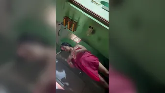 Milf Showing Off Naked Body Fresh Out Of The Shower