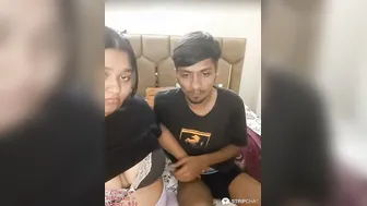 Chubby Newlywed Wife Naked On Cam Fucking Her Husband