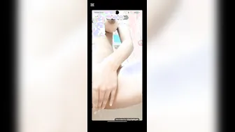 GF Rubbing Her Hairy Pussy On Cam For Me Hard
