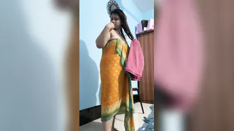 Curvy Babe Stripping Out Of Her Saree Showing It All