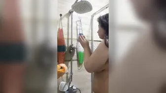 Milf Recording Herself Naked In Shower For Lover