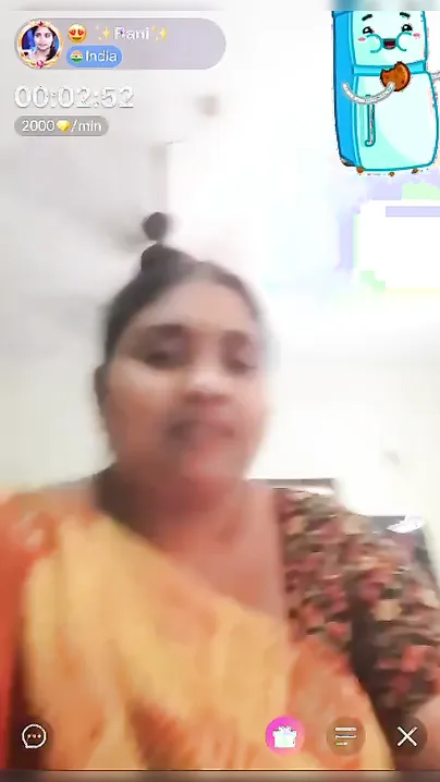 Chubby Milf In Saree Revealing Her Big Tits And Pussy