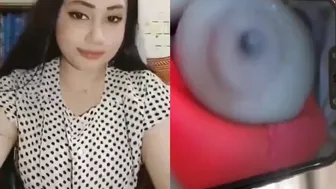 Webcam Girl Teasing And Flashing Her Tits On Live Call