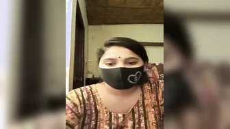 Masked Cutie Showing Thick Tits And Sexy Pussy Naked