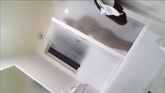 Sexy Babe Bathing Naked And Fingering Herself On Tape