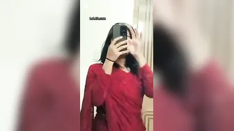 Desi Girl Seducing Me With Deep Cleavage Boob Show