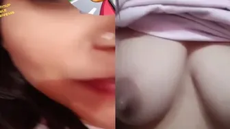 GF Stripping Nude Online For Cash On Camera