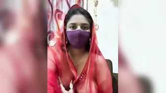 Busty Indian Gf Stripping Naked On Cam Showing Everything