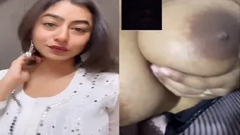 Instagram Model Flashing Her Huge Natural Boobs Online