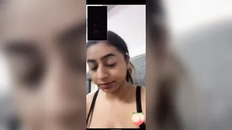 Instagram Model Flashing Her Huge Natural Boobs Online