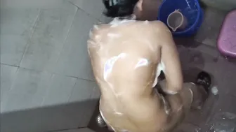 Naked Coworker Caught Bathing From Above Angle Leaked