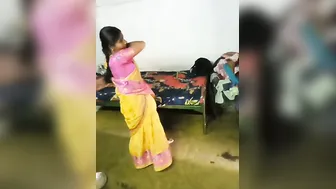 Cheating Housewife Fucks Tenant In Secret Viral Mms