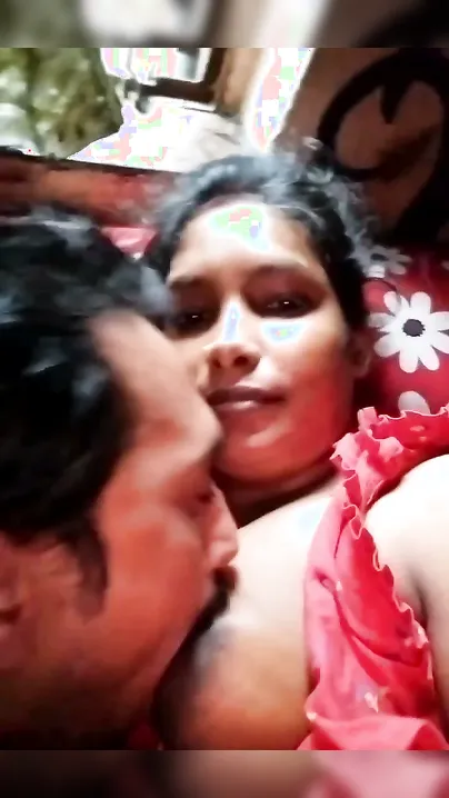 My Wife Sucking Tits And Dick In Homemade Sex Tape