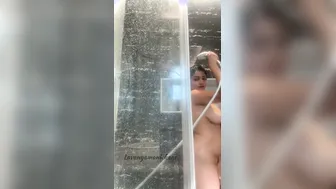 Tamil Girl Takes Hot Shower In Latest Leaked App Video