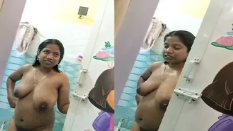 Husband Films His Wife Taking Nude Bath At Home