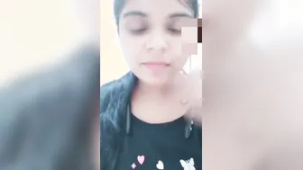 GF Shows Asshole While Fingering Her Wet Pussy