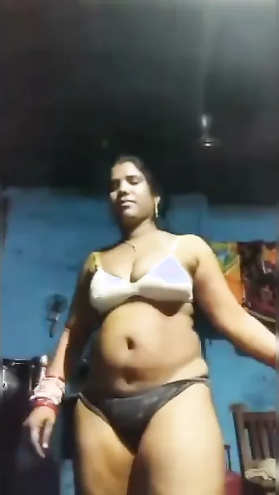 Married Woman Stripping Naked And Masturbating Alone