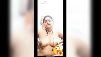 Milf Rubbing Her Clit While Video Calling Her Boyfriend