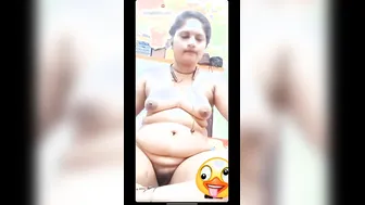 Milf Rubbing Her Clit While Video Calling Her Boyfriend