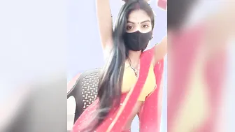 Horny Cam Girl Flashing Her Round Tits Live Online