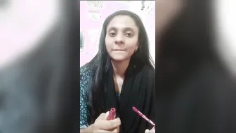 GF Putting On Lipstick Then Flashing Her Tits