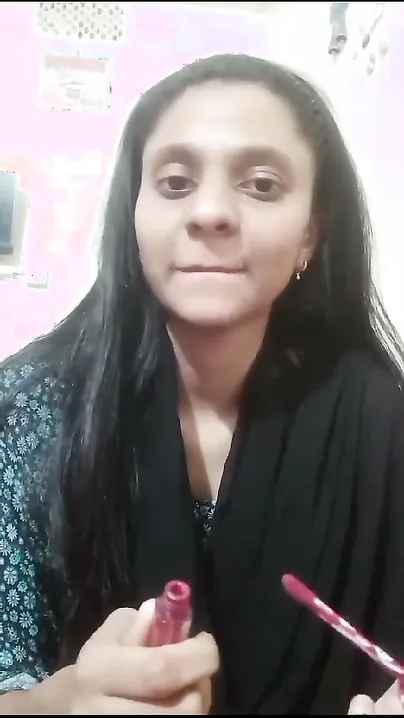 GF Putting On Lipstick Then Flashing Her Tits