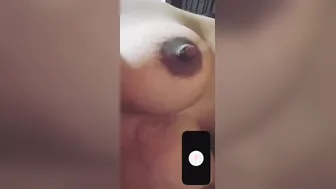Nerdy GF In Glasses Showing Her Nude Body