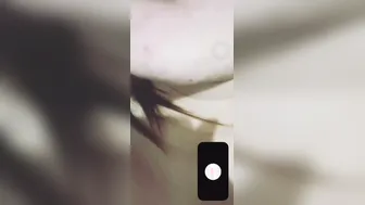 Nerdy GF In Glasses Showing Her Nude Body