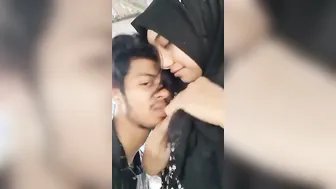 Muslim GF Getting Tits Sucked During Outdoor Sex