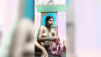 Unsatisfied Wife Desperately Fingering Her Pussy