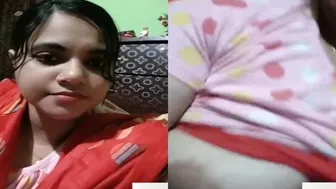 GF Flashing Her Boobs On Video Call