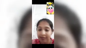 Innocent Girl Showing Big Boobs On Video Call
