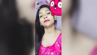 Young Wife Showing Her Topless Body For Cash