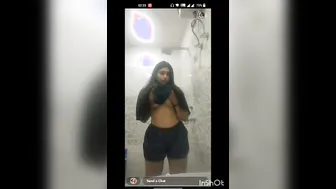 Tamil Girl Flashed Her Huge Tits Live And Got Me So Hard
