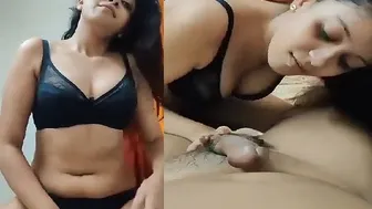 Delhi Gf Sucking Dick While Wearing Only Her Sexy Bra
