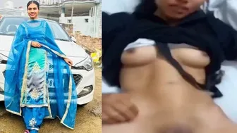 Slim GF Fingering Her Wet Pussy On Camera