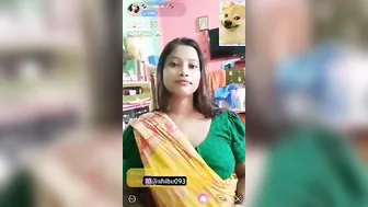 Hot Wife Stripping Naked On Live Cam Getting Paid