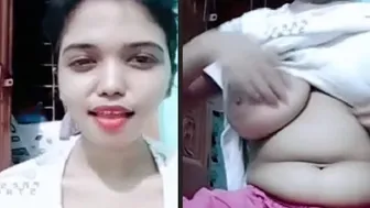 Horny GF Fingering Herself Nude For Boyfriend