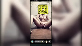 College Slut Getting Paid For Nude Fingering Show