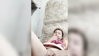 Young Girl Fucking Herself With A Huge Cucumber Alone