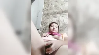 Young Girl Fucking Herself With A Huge Cucumber Alone