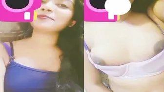 Horny Cam Girl Exposing Tits And Pussy For Cash Online