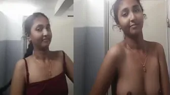 GF Showing Her Hot Tits Making Viral Video