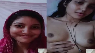 Cute GF Showing Her Nude Tits To Boyfriend