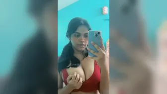 Tamil Gf Making Nude Selfies Showing Off Big Tits