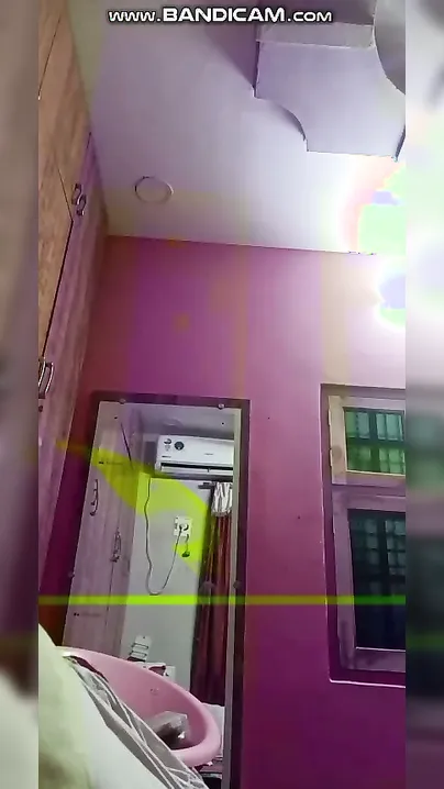 Stepsister Showing Wet Body After Shower Before Getting Dressed